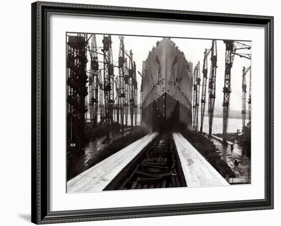 The Launch of the Ship the Queen Mary-null-Framed Photographic Print