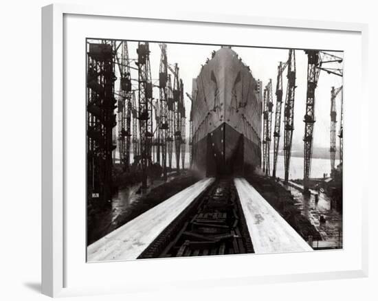 The Launch of the Ship the Queen Mary-null-Framed Photographic Print