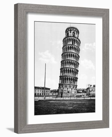 The Leaning Tower of Pisa Photograph - Pisa, Italy-Lantern Press-Framed Art Print