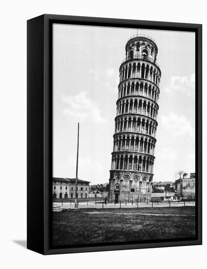 The Leaning Tower of Pisa Photograph - Pisa, Italy-Lantern Press-Framed Stretched Canvas