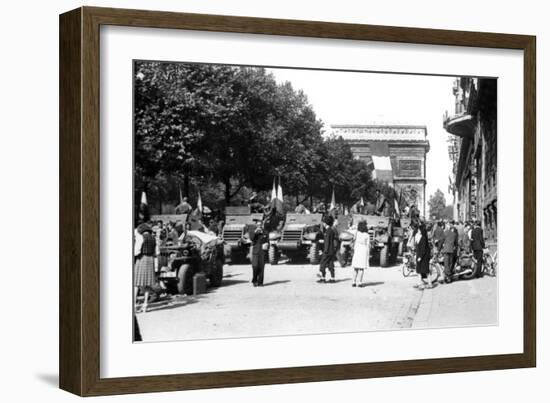 The Liberation of Paris, August 1944-null-Framed Photographic Print