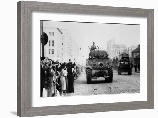 The Liberation of Paris, August 1944-null-Framed Giclee Print
