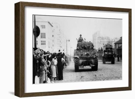 The Liberation of Paris, August 1944-null-Framed Giclee Print