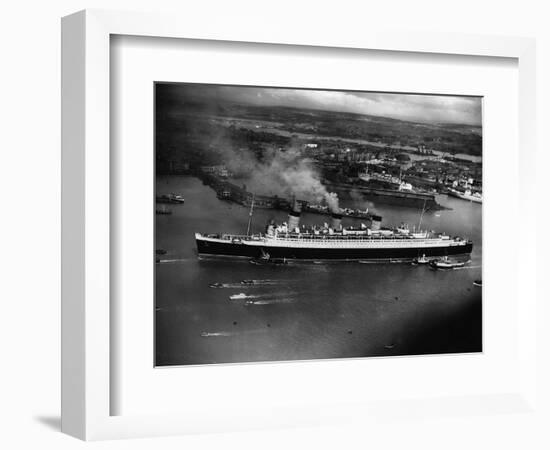 The Liner Queen Mary on Her Maiden Voyage-null-Framed Photographic Print