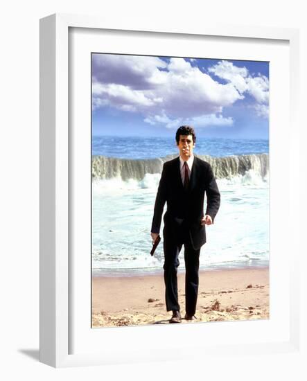 The Long Goodbye, Elliott Gould, 1973-null-Framed Photo