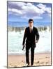 The Long Goodbye, Elliott Gould, 1973-null-Mounted Photo