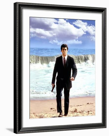 The Long Goodbye, Elliott Gould, 1973-null-Framed Photo