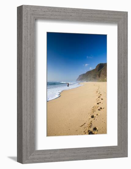 The Long Stretches of Beach, Polihale State Beach Park, Kauai, Hawaii-Micah Wright-Framed Photographic Print