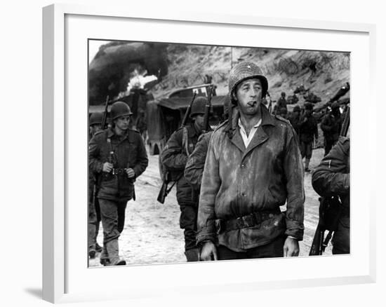 The Longest Day, Robert Mitchum, 1962-null-Framed Photo