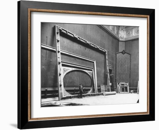 The Louvre-Frank Scherschel-Framed Photographic Print