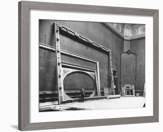 The Louvre-Frank Scherschel-Framed Photographic Print