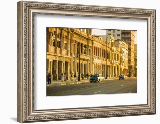 The Malecon, Centro Habana, Havana, Cuba-Jon Arnold-Framed Photographic Print