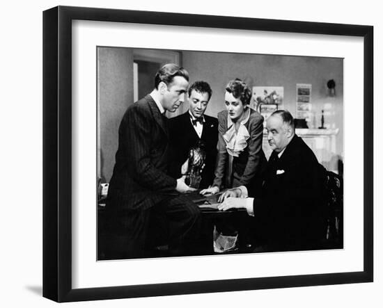 The Maltese Falcon, 1941--Framed Photographic Print