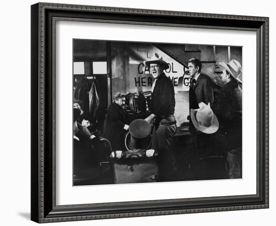 THE MAN WHO SHOT LIBERTY VALANCE, 1962 directed by JOHN FORD John Wayne and James Stewart (b/w phot-null-Framed Photo