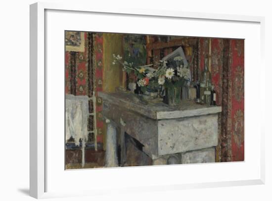 The Mantelpiece (La Cheminé), 1905-Édouard Vuillard-Framed Giclee Print