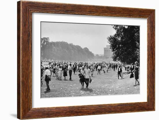 The March on Washington: Heading Home, 28th August 1963-Nat Herz-Framed Photographic Print