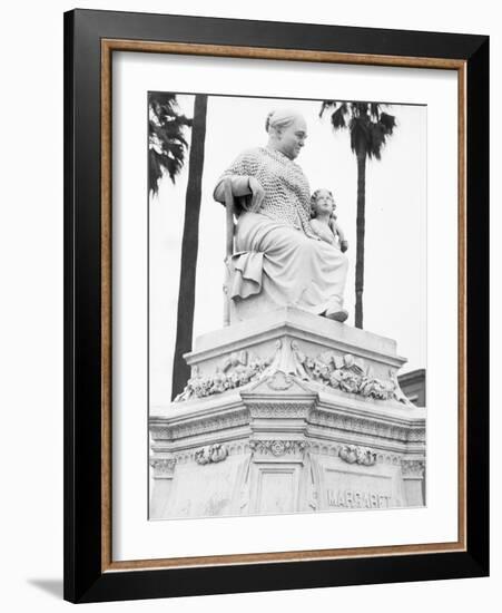 The Margaret statue in New Orleans, Louisiana, 1936-Walker Evans-Framed Photographic Print