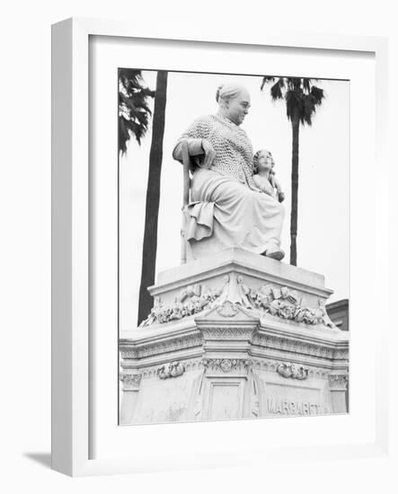 The Margaret statue in New Orleans, Louisiana, 1936-Walker Evans-Framed Photographic Print