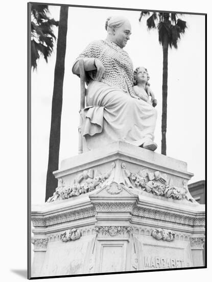 The Margaret statue in New Orleans, Louisiana, 1936-Walker Evans-Mounted Photographic Print