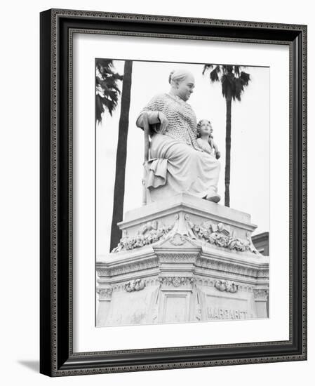 The Margaret statue in New Orleans, Louisiana, 1936-Walker Evans-Framed Photographic Print