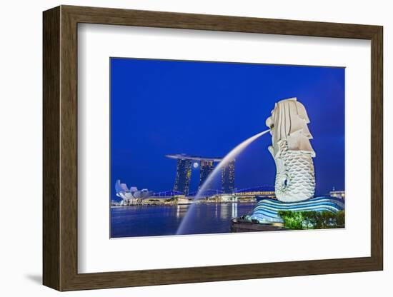 The Marina Bay Sands Hotel and Shopping Centre and the Singapore Art and Science Museum, Singapore-Cahir Davitt-Framed Photographic Print