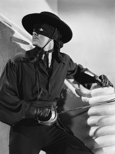 44+ Zorro Film 1940 Background