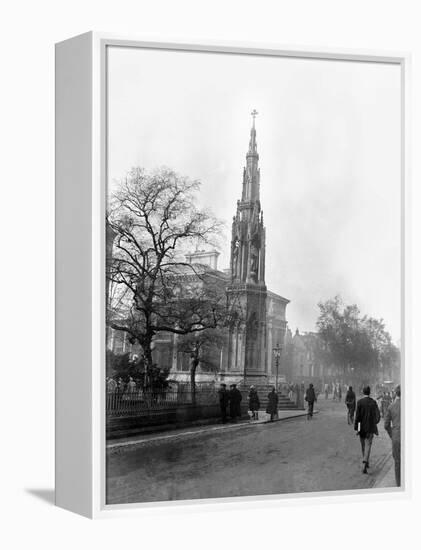 The Martyr's Memorial, Oxford, 1923-Staff-Framed Premier Image Canvas