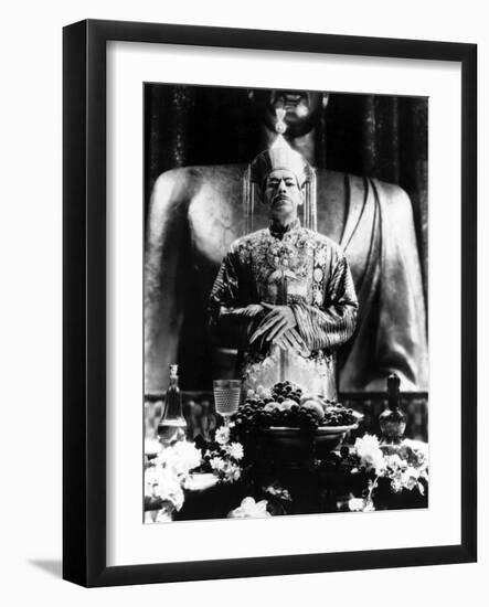 The mask of Fu Manchu by CharlesBrabin with Boris Karloff, 1932 (b/w photo)-null-Framed Photo