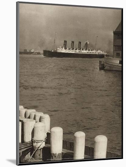 The Mauretania, 1910-Alfred Stieglitz-Mounted Art Print