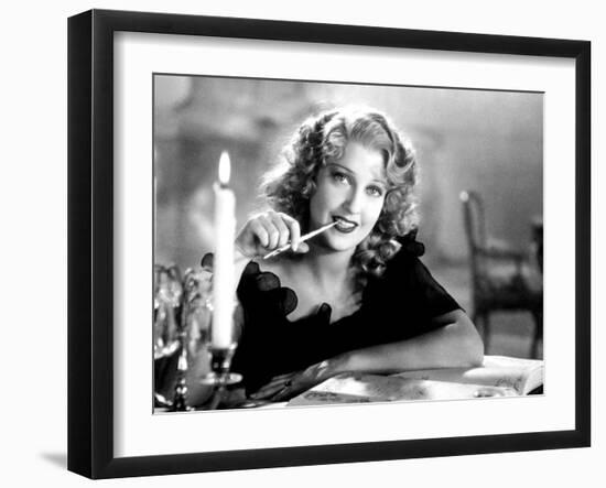 The Merry Widow, Jeanette MacDonald, 1934-null-Framed Photo