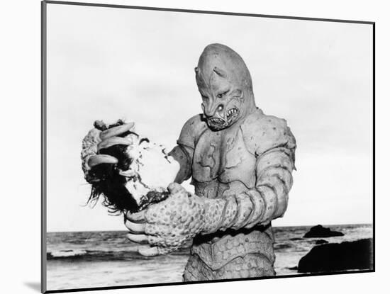 The Monster of Piedras Blancas, Pete Dunn, 1959-null-Mounted Photo