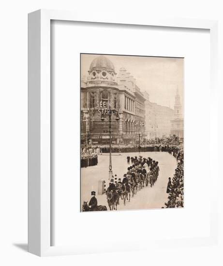 'The moving simplicity of King George's last journey through London', 1936-Unknown-Framed Photographic Print