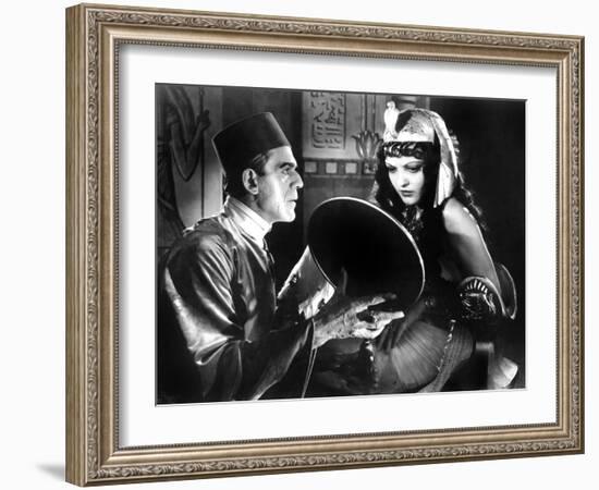 The Mummy, Boris Karloff, Zita Johann, 1932-null-Framed Photo