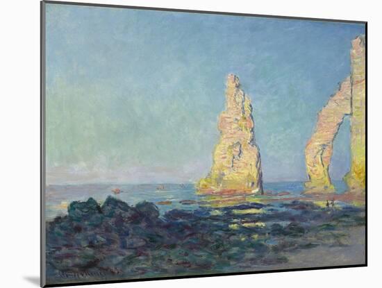 The Needle of Etretat, Low Tide; Aiguille D'Etretat, Maree Basse, 1883-Claude Monet-Mounted Giclee Print