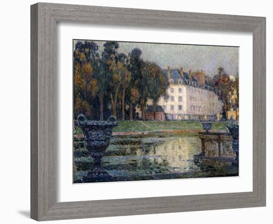 The Neptune Fountain in Twilight, 1930-Henri Eugene Augustin Le Sidaner-Framed Giclee Print