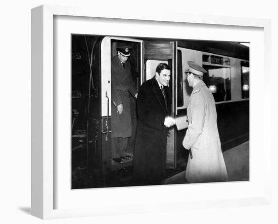 The New American Ambassador John Winant Shakes Hands with King George VI-null-Framed Photographic Print