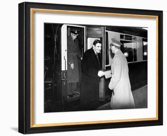 The New American Ambassador John Winant Shakes Hands with King George VI-null-Framed Photographic Print