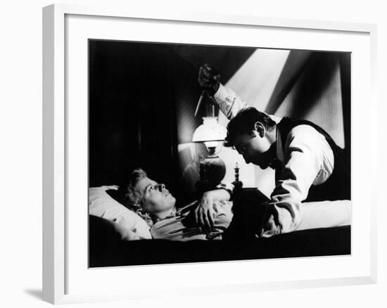 The Night Of The Hunter, Shelley Winters, Robert Mitchum, 1955-null-Framed Photo