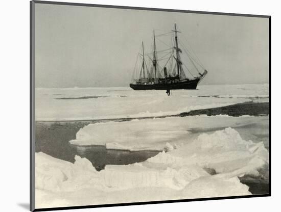 'The Nimrod Pushing Her Way Through More Open Pack', c1908, (1909)-Unknown-Mounted Photographic Print