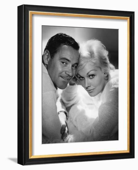 THE NOTORIOUS LANDLADY, 1961 DIRECETD BY RICHARD QUINE, script Blake Edwards, Jack Lemmon and Kim N-null-Framed Photo