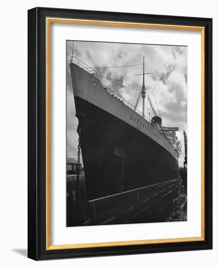 The Oceanliner Queen Elizabeth in Dry Dock For Overhaul and Refitting Prior to Her Maiden Voyage-Hans Wild-Framed Photographic Print