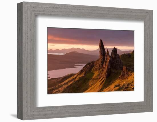 The Old Man of Storr at sunrise, Isle of Skye, UK-Ross Hoddinott-Framed Photographic Print