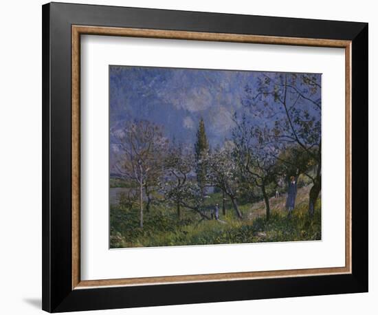 The Orchard, 1881-Alfred Sisley-Framed Giclee Print