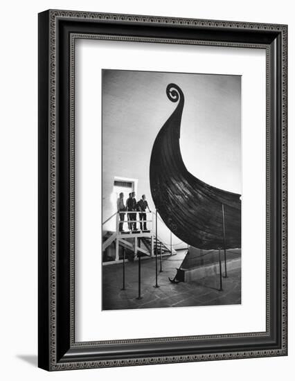 The " Oseberg boat", a Viking ship now in the Viking-skipshuset Museum in Oslo, Norway.-Erich Lessing-Framed Photographic Print