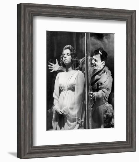 The Outer Limits-null-Framed Photo