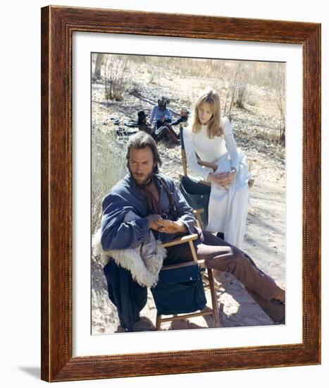 The Outlaw Josey Wales (1976)-null-Framed Photo