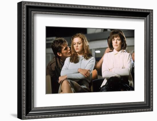 THE OUTSIDERS, 1982 directed by FRANCIS FORD COPPOLA Matt Dillon, Diane Lane and Michelle Meyrink (-null-Framed Photo