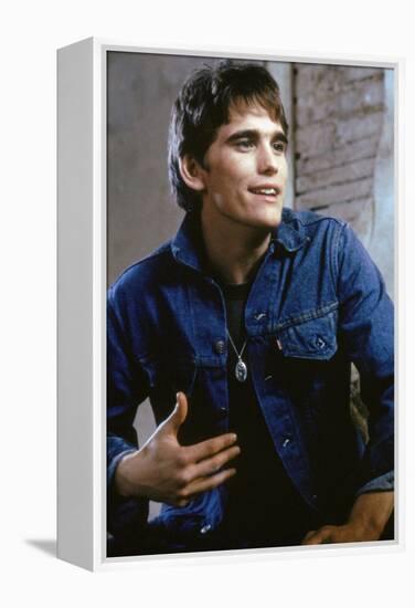 THE OUTSIDERS, 1982 directed by FRANCIS FORD COPPOLA Matt Dillon (photo)-null-Framed Stretched Canvas