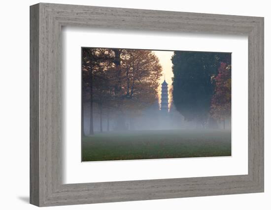 The Pagoda at Twilight in Kew Gardens, UNESCO World Heritage Site, Kew, Greater London, England, UK-Simon Montgomery-Framed Photographic Print