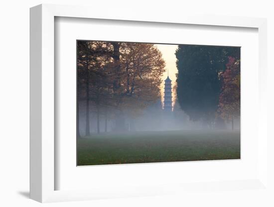 The Pagoda at Twilight in Kew Gardens, UNESCO World Heritage Site, Kew, Greater London, England, UK-Simon Montgomery-Framed Photographic Print